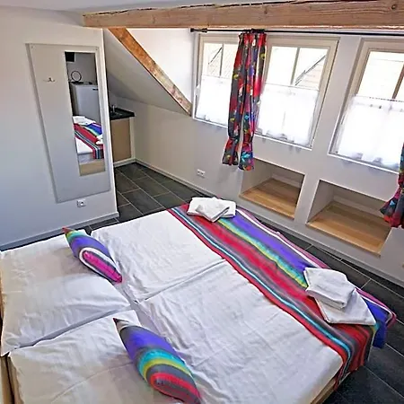 Aparthotel Historic Centre 3*