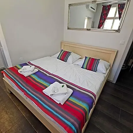 Aparthotel Historic Centre