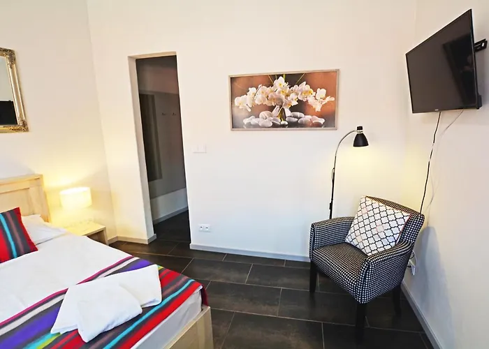 Historic Centre Aparthotel